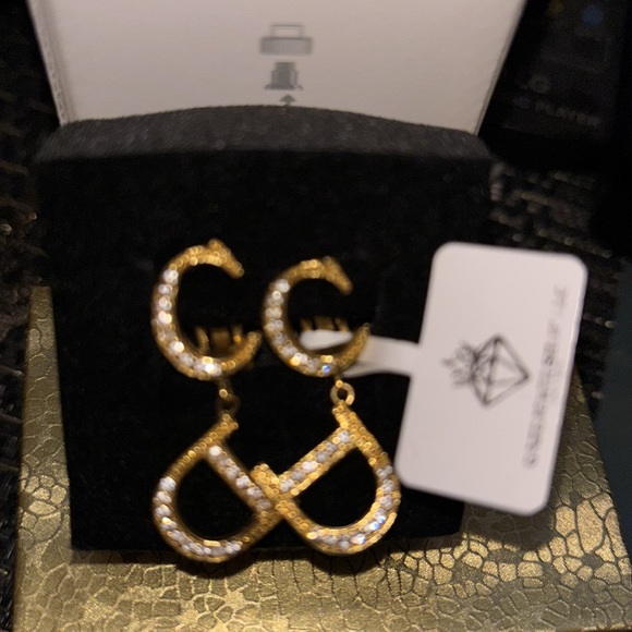 Christian Dior clip on earrings stamped - Picture 1 of 4